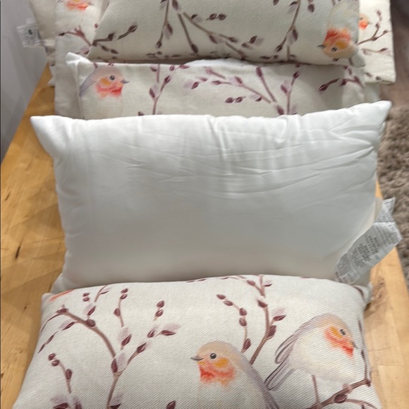 2-PIECE-SET ACCENT PILLOWS BIRDS BRANCHES & BUDS WITH NEW UTOPIA PILLOW-INSERTS - Picture 8 of 14